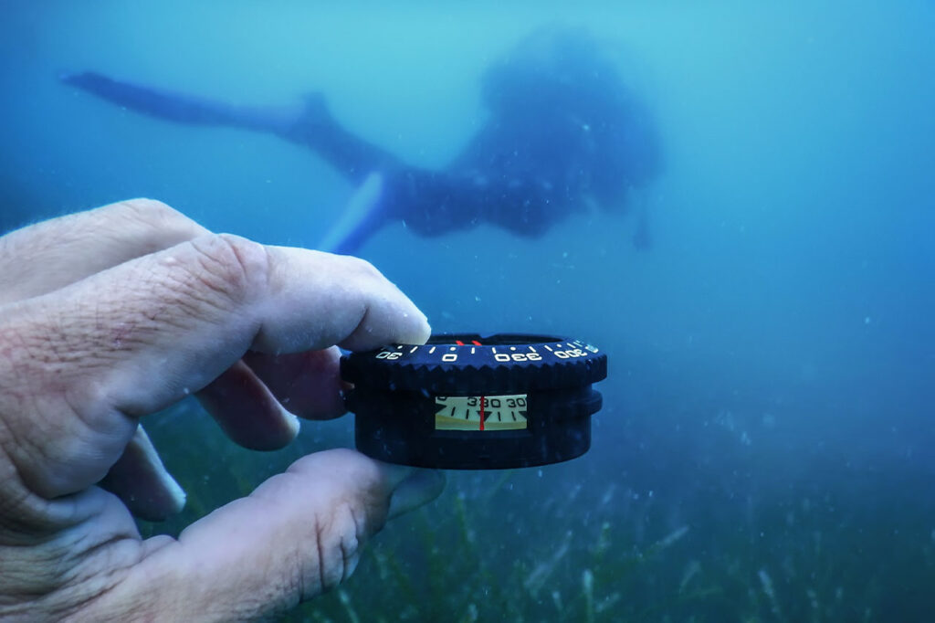 Underwater navigation